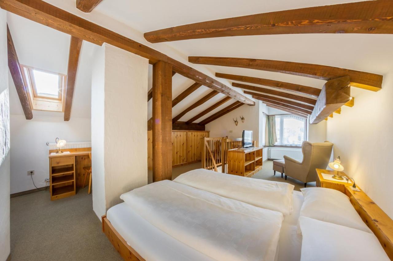 Emmy Aparthotel 3*