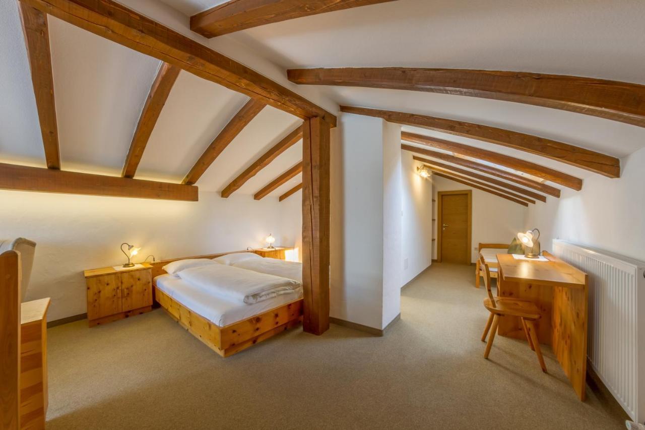 Emmy Aparthotel