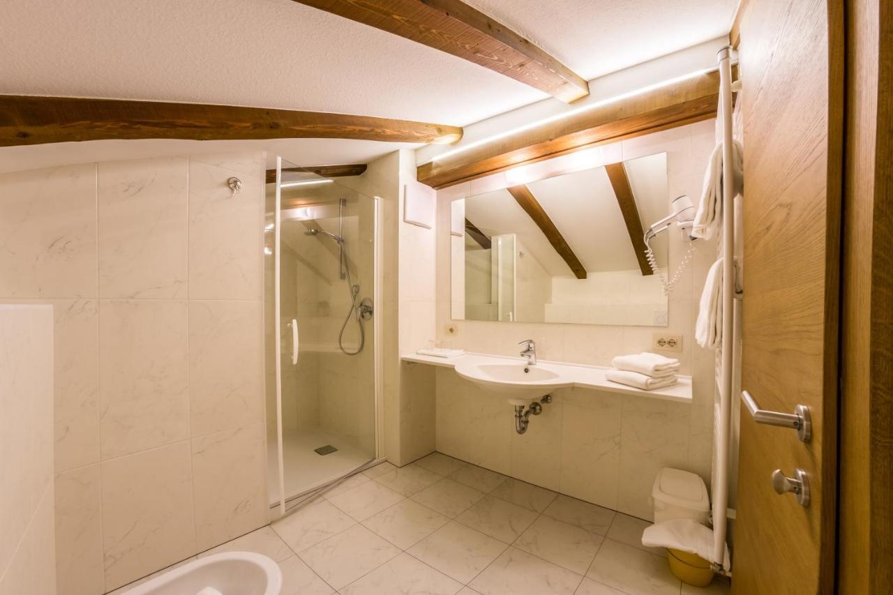 Emmy Aparthotel 3*