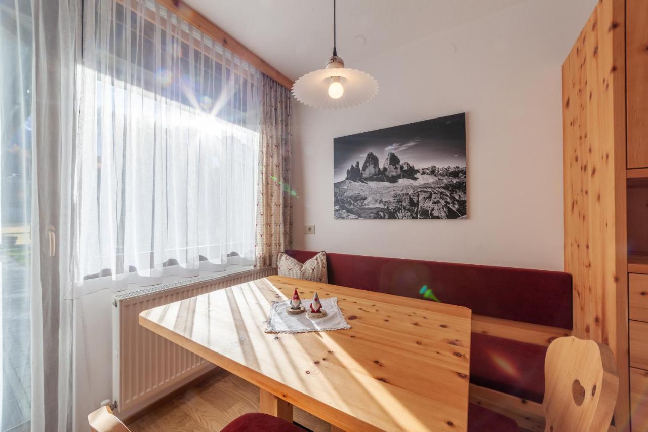 Emmy Aparthotel 3*